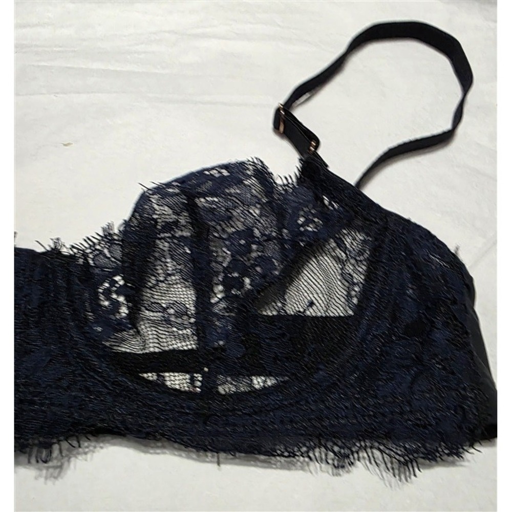 NWOT Skarlett Blue 32A Eyelash Lace Underwire Navy T-Shirt Bra 129979 - Picture 3 of 3